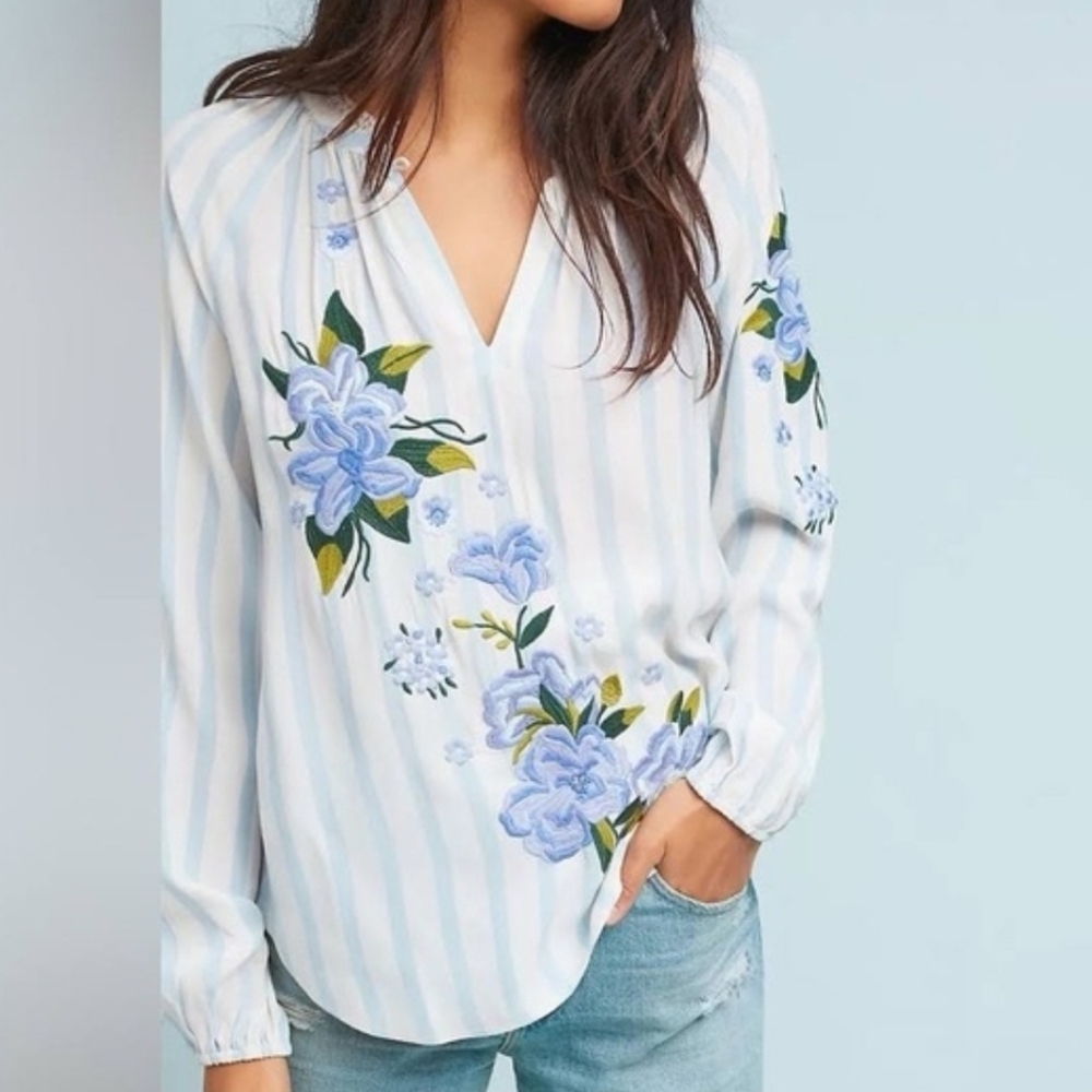 Anthropologie Akemi + Kin Manuela blue striped floral embroidered blouse Sz XS